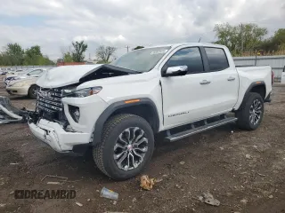 2024 GMC Canyon 4WD Denali z VIN 1GTP6FEK2R1221570, wystawiony jako Copart lot #55302875 z przebiegiem 12 342 mil mil oraz Szkoda całkowita • Salvage title. Historia ofert i sprzedaży dostępna na DreamBid. Obrazek 1.
