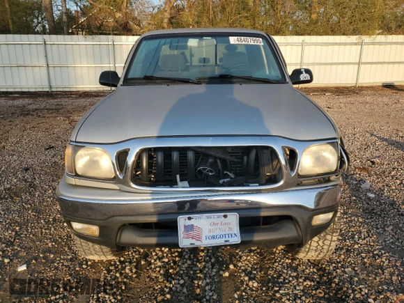 2001 Toyota Tacoma with VIN 5TEWM72N51Z875124, listed as a Copart auction lot 48407995 with 223,133 mi miles and Salvage title. Bid and sale history available at DreamBid. Image 5.