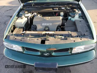 1996 Oldsmobile LSS z VIN 1G3HY52K1T4801881, wystawiony jako Copart lot #75327304 z przebiegiem 123 374 mil mil oraz Szkody całkowita. Historia ofert i sprzedaży dostępna na DreamBid. Obrazek 11.
