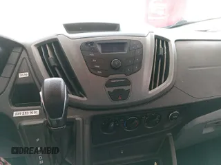 2018 Ford Transit z VIN 1FTYE1CM6JKB35871, wystawiony jako IAAI lot #42737736 z przebiegiem 199 396 mil mil oraz . Historia ofert i sprzedaży dostępna na DreamBid. Obrazek 27.