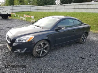 2012 Volvo C70 T5 with VIN YV1672MC6CJ128936, listed as a Copart auction lot 51564975 with 5,724 mi miles and Salvage Title. Bid and sale history available at carsss.com. Image 1.