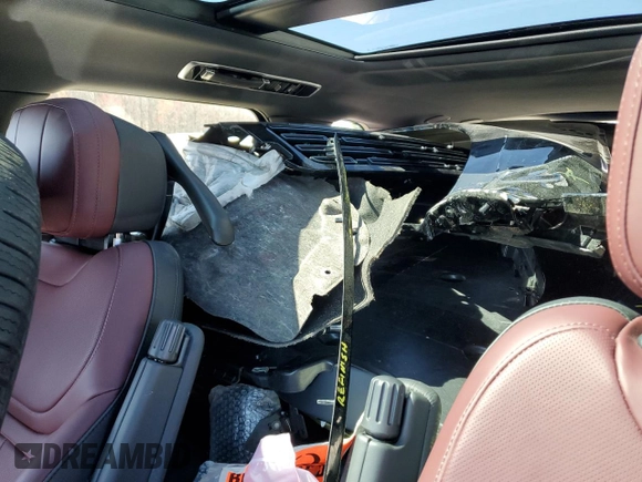 2024 Land Rover Range Rover Sport Dynamic SE with VIN SAL1L9FU0RA410534, listed as a Copart auction lot 49709885 with 14,614 mi miles and Salvage title. Bid and sale history available at DreamBid. Image 12.