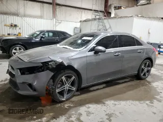 2019 Mercedes-Benz A 220 z VIN WDD3G4FB2KW019857, wystawiony jako Copart lot #45147075 z przebiegiem 72 928 mil mil oraz Szkoda całkowita • Salvage title. Historia ofert i sprzedaży dostępna na DreamBid. Obrazek 1.