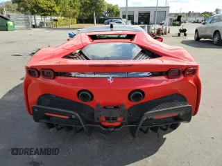 2023 Ferrari SF90 z VIN ZFF95NLAXP0291614, wystawiony jako Copart lot #83805524 z przebiegiem 719 mil mil oraz Szkody całkowita. Historia ofert i sprzedaży dostępna na DreamBid. Obrazek 6.