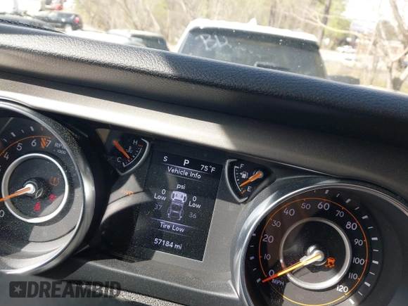 2019 Jeep Wrangler Unlimited Sport Altitude with VIN 1C4HJXDG3KW639148, listed as a IAAI auction lot 41933844 with 57,184 mi miles and . Bid and sale history available at DreamBid. Image 7.