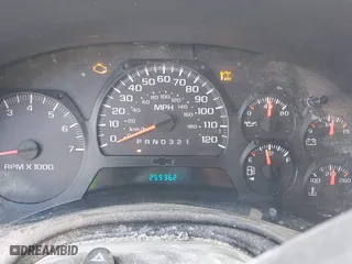 2007 Chevrolet TrailBlazer LS with VIN 1GNDT13S972247860, listed as a IAAI auction lot 42109210 with 259,362 mi miles. Bid and sale history available at carsss.com. Image 7.