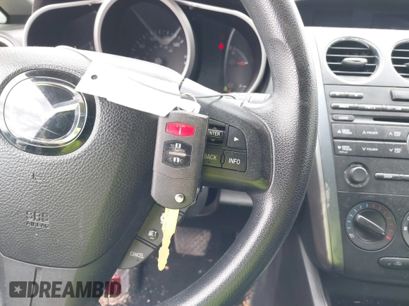 2010 Mazda CX-7 SV z VIN JM3ER2W55A0320448, wystawiony jako IAAI lot #41868157 z przebiegiem 90 037 mil mil oraz . Historia ofert i sprzedaży dostępna na DreamBid. Obrazek 11.