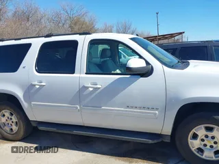 2011 Chevrolet Suburban LT with VIN 1GNSCJE07BR342646, listed as a IAAI auction lot 41698811 with 118,856 mi miles. Bid and sale history available at carsss.com. Image 13.