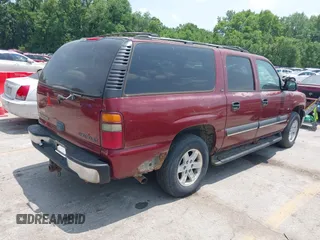 2002 Chevrolet Suburban LT with VIN 1GNFK16Z72J121807, listed as a IAAI auction lot 42384303 with Not provided miles and . Bid and sale history available at DreamBid. Image 4.