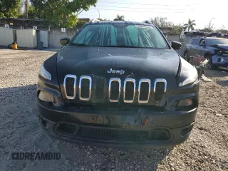 2018 Jeep Cherokee Latitude Tech Connect with VIN 1C4PJMCB9JD541087, listed as a Copart auction lot 86694734 with 124,072 mi miles and Non Repairable. Bid and sale history available at carsss.com. Image 5.