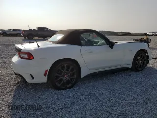 2018 FIAT 124 Spider Abarth z VIN JC1NFAEK6J0137964, wystawiony jako Copart lot #70926304 z przebiegiem 46 821 mil mil oraz Szkoda całkowita • Salvage title. Historia ofert i sprzedaży dostępna na DreamBid. Obrazek 3.