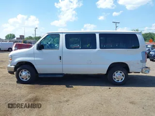 2013 Ford Econoline Passenger XL with VIN 1FBNE3BL6DDA13595, listed as a IAAI auction lot 42570942 with 135,652 mi miles and . Bid and sale history available at DreamBid. Image 14.