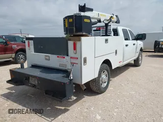 2022 Ram 2500 Tradesman with VIN 3C6UR5HJ8NG366140, listed as a IAAI auction lot 42468290 with 51,581 mi miles and . Bid and sale history available at DreamBid. Image 4.