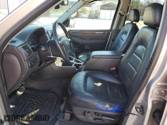 2004 Ford Explorer Limited z VIN 1FMZU65W64ZA66125, wystawiony jako Copart lot #41424995 z przebiegiem 160 110 mil mil oraz Szkoda całkowita • Salvage title. Historia ofert i sprzedaży dostępna na DreamBid. Obrazek 7.