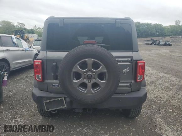 2022 Ford Bronco with VIN 1FMDE5BH3NLB54318, listed as a Copart auction lot 58734885 with 27,033 mi miles and Salvage title. Bid and sale history available at DreamBid. Image 6.