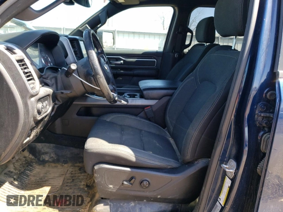 2019 Ram 1500 Big Horn z VIN 1C6SRFFT3KN895368, wystawiony jako Copart lot #52395125 z przebiegiem 101 665 mil mil oraz Czysty tytuł • Clean title. Historia ofert i sprzedaży dostępna na DreamBid. Obrazek 7.