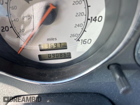 2002 Mercedes-Benz SLK-Class 2.3L Kompressor with VIN WDBKK49FX2F265220, listed as a Copart auction lot 84038354 with 90,860 mi miles and Clean Title. Bid and sale history available at carsss.com. Image 8.