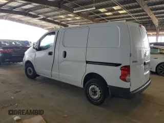 2015 Nissan NV200 SV z VIN 3N6CM0KN6FK698302, wystawiony jako Copart lot #54595845 z przebiegiem 187 416 mil mil oraz Czysty tytuł • Clean title. Historia ofert i sprzedaży dostępna na DreamBid. Obrazek 2.