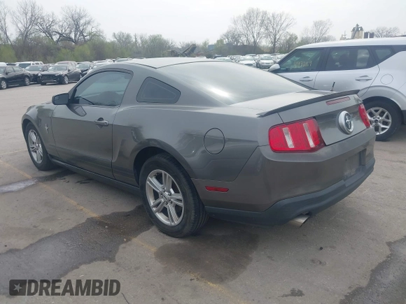 2011 Ford Mustang V6 with VIN 1ZVBP8AM6B5135684, listed as a IAAI auction lot 41997236 with 226,547 mi miles and . Bid and sale history available at carsss.com. Image 3.