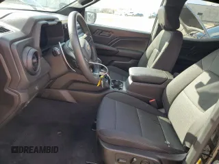 2023 Chevrolet Colorado 4WD Work Truck with VIN 1GCPTBEK6P1250391, listed as a Copart auction lot 49979185 with 33,225 mi miles and Clean title. Bid and sale history available at DreamBid. Image 7.
