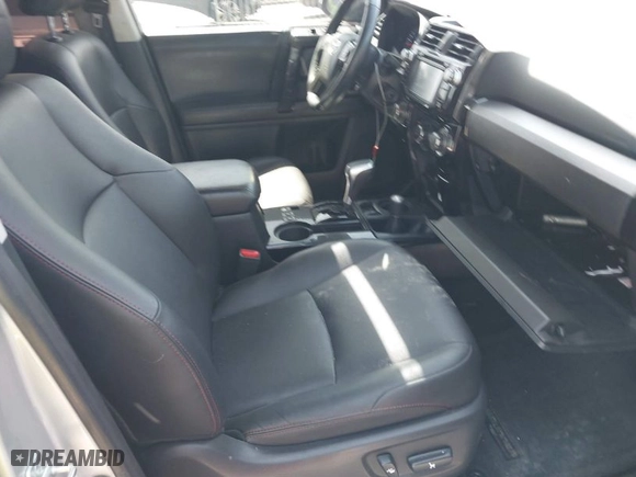 2017 Toyota 4Runner SR5 with VIN JTEBU5JR9H5437934, listed as a IAAI auction lot 41755278 with 258,371 mi miles. Bid and sale history available at carsss.com. Image 5.