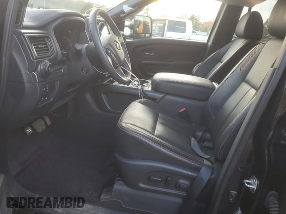 2021 Nissan Titan SV z VIN 1N6AA1FB2MN534185, wystawiony jako Copart lot #84458334 z przebiegiem 40 029 mil mil oraz Szkoda całkowita • Salvage title. Historia ofert i sprzedaży dostępna na DreamBid. Obrazek 7.