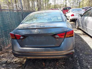 2024 Nissan Altima 2.5 SV with VIN 1N4BL4DV6RN366905, listed as a IAAI auction lot 41869697 with 6,165 mi miles. Bid and sale history available at carsss.com. Image 16.