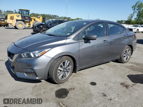 2020 Nissan Versa SV z VIN 3N1CN8EV3LL846358, wystawiony jako Copart lot #53649105 z przebiegiem 62 050 mil mil oraz Szkoda całkowita • Salvage title. Historia ofert i sprzedaży dostępna na DreamBid. Obrazek 1.