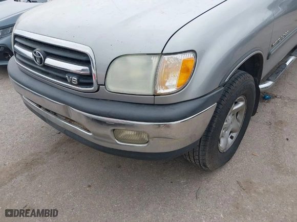 2002 Toyota Tundra SR5 with VIN 5TBRT34102S317322, listed as a IAAI auction lot 41907115 with 192,277 mi miles. Bid and sale history available at carsss.com. Image 6.