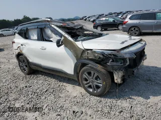 2021 Kia Seltos S with VIN KNDEU2AA8M7044421, listed as a Copart auction lot 59584605 with Not provided miles and Salvage title. Bid and sale history available at DreamBid. Image 4.