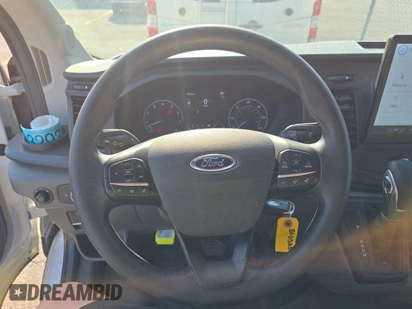 2023 Ford Transit Cargo с VIN 1FTBR2X82PKA60186, выставлен на аукционе IAAI как лот 42573161 с пробегом 47 202 миль миль и . История ставок и продаж доступна на DreamBid. Изображение 28.
