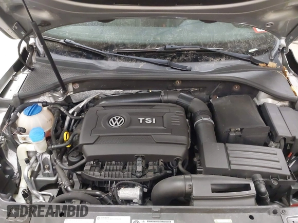 2014 Volkswagen Passat SE z VIN 1VWBT7A31EC102802, wystawiony jako IAAI lot #41344543 z przebiegiem 106 758 mil mil oraz . Historia ofert i sprzedaży dostępna na DreamBid. Obrazek 10.