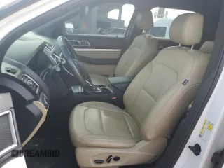 2017 Ford Explorer XLT with VIN 1FM5K7D82HGD49572, listed as a Copart auction lot 50813535 with 60,962 mi miles and Salvage Title. Bid and sale history available at DreamBid. Image 7.
