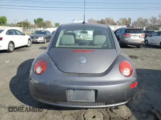 2006 Volkswagen New Beetle Coupe with VIN 3VWRR31C86M408496, listed as a Copart auction lot 82484434 with 217,336 mi miles and Clean Title. Bid and sale history available at carsss.com. Image 6.