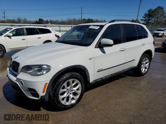 2013 BMW X5 xDrive35i with VIN 5UXZV4C55D0E02479, listed as a Copart auction lot 47365515 with 151,923 mi miles and Salvage Title. Bid and sale history available at carsss.com. Image 1.