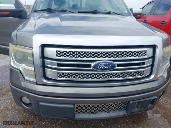 2013 Ford F-150 XL with VIN 1FTFW1CT2DFC41825, listed as a IAAI auction lot 41722792 with 218,353 mi miles. Bid and sale history available at carsss.com. Image 6.