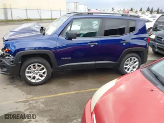 2018 Jeep Renegade Upland Edition with VIN ZACCJBAB7JPJ31912, listed as a IAAI auction lot 41562411 with 23,777 mi miles. Bid and sale history available at carsss.com. Image 15.
