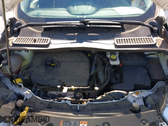2017 Ford Escape SE with VIN 1FMCU0GD5HUB96432, listed as a IAAI auction lot 38731188 with 94,473 mi miles. Bid and sale history available at carsss.com. Image 10.