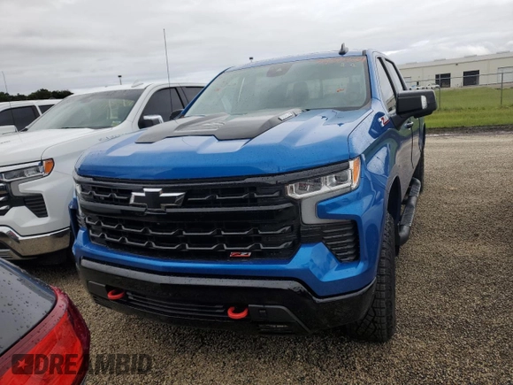 2023 Chevrolet Silverado 1500 LT Trail Boss with VIN 3GCUDFE89PG291160, listed as a Copart auction lot 74374664 with 5,757 mi miles and Salvage Title. Bid and sale history available at DreamBid. Image 5.