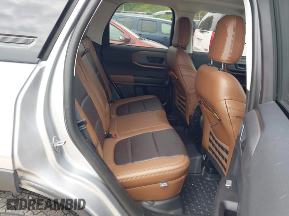 2021 Ford Bronco Sport Badlands z VIN 3FMCR9D99MRA67830, wystawiony jako IAAI lot #42318934 z przebiegiem 129 598 mil mil oraz . Historia ofert i sprzedaży dostępna na DreamBid. Obrazek 8.