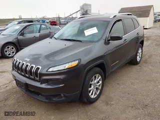 2015 Jeep Cherokee Latitude with VIN 1C4PJMCB3FW504306, listed as a IAAI auction lot 41820352 with 136,243 mi miles. Bid and sale history available at carsss.com. Image 17.