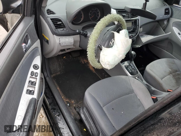 2013 Hyundai Accent SE with VIN KMHCU5AE1DU130498, listed as a Copart auction lot 48316105 with 0 mi miles and Salvage Title. Bid and sale history available at carsss.com. Image 8.