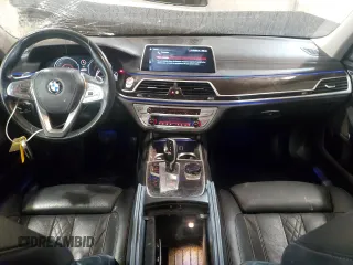 2018 BMW 7 Series 740e xDrive iPerformance with VIN WBA7J2C52JG497993, listed as a Copart auction lot 40766383 with 39,740 mi miles. Bid and sale history available at carsss.com. Image 8.