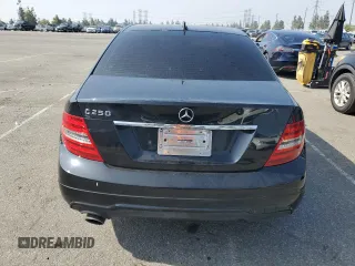 2014 Mercedes-Benz C 250 Sport с VIN WDDGF4HBXEA956765, выставлен на аукционе Copart как лот 60858855 с пробегом 113 149 миль миль и Чистый • Clean title. История ставок и продаж доступна на DreamBid. Изображение 6.