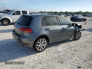 2019 Volkswagen Golf S z VIN 3VWG57AU1KM030101, wystawiony jako Copart lot #50599885 z przebiegiem Nie podano mil oraz Nie do naprawy • Non repairable. Historia ofert i sprzedaży dostępna na DreamBid. Obrazek 3.