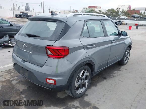 2021 Hyundai Venue SEL z VIN KMHRC8A32MU101718, wystawiony jako IAAI lot #42249456 z przebiegiem 36 800 mil mil oraz . Historia ofert i sprzedaży dostępna na DreamBid. Obrazek 4.
