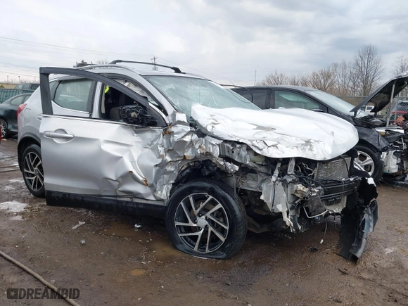 2017 Nissan Rogue Sport SL with VIN JN1BJ1CR9HW132076, listed as a IAAI auction lot 41902108 with 144,913 mi miles. Bid and sale history available at carsss.com. Image 1.