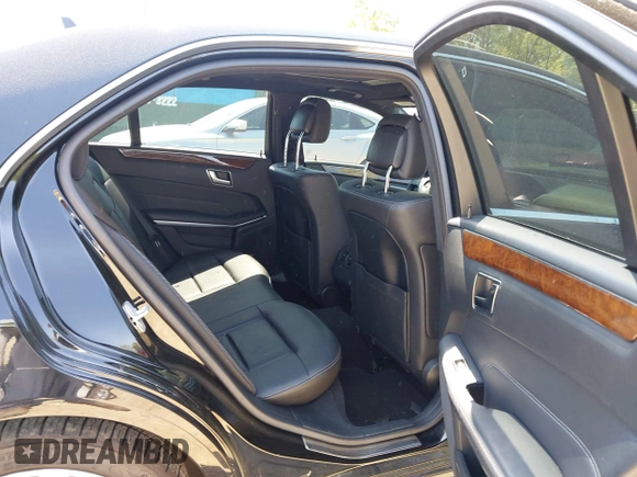 2014 Mercedes-Benz E 350 Sport with VIN WDDHF5KB2EB074017, listed as a IAAI auction lot 42006651 with 44,135 mi miles and . Bid and sale history available at carsss.com. Image 8.