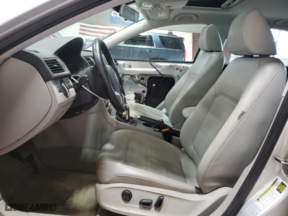 2015 Volkswagen Passat 2.0L TDI SE w/Sunroof with VIN 1VWBV7A31FC044220, listed as a Copart auction lot 52688645 with 131,687 mi miles and Salvage Title. Bid and sale history available at carsss.com. Image 7.