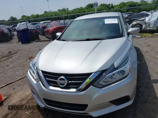 2017 Nissan Altima S z VIN 1N4AL3AP5HC496048, wystawiony jako IAAI lot #42275448 z przebiegiem 22 300 mil mil oraz . Historia ofert i sprzedaży dostępna na DreamBid. Obrazek 12.